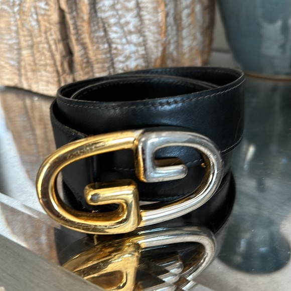 Vintage Gucci Logo Leather belt size small medium - Picture 2 of 5